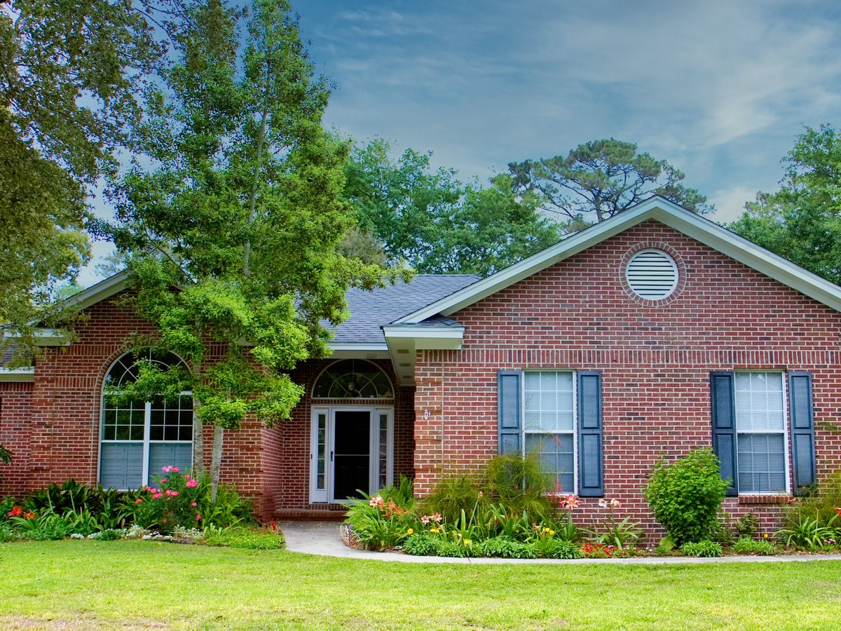 A well-kept lawn in Alpharetta, Georgia